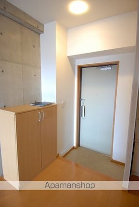 ひまわりやなべ[1LDK/45.62m2]の玄関