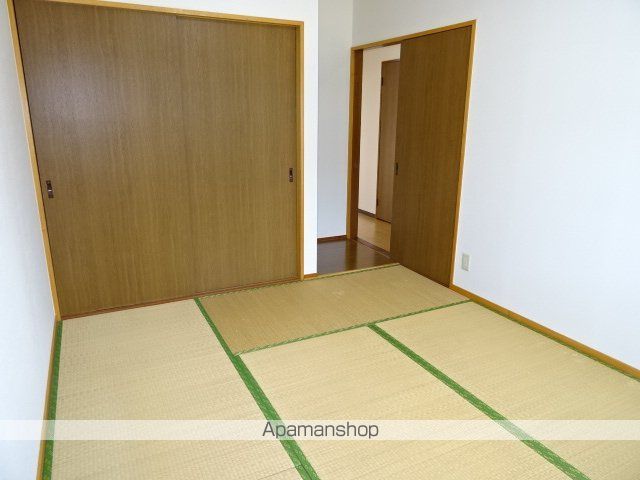 コルキスソードの内装写真