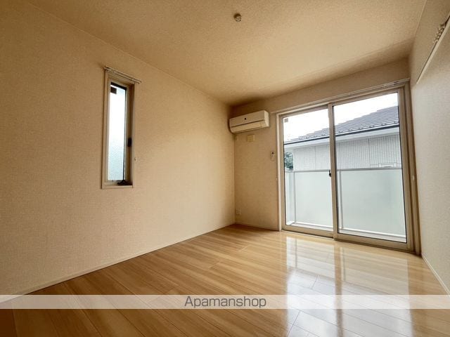 さいたま市北区 2階建 築9年の内装写真