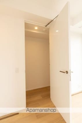 パークコート南青山三丁目[1LDK/60.4m2]の収納