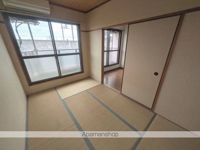 ローズハイツ若江の内装写真