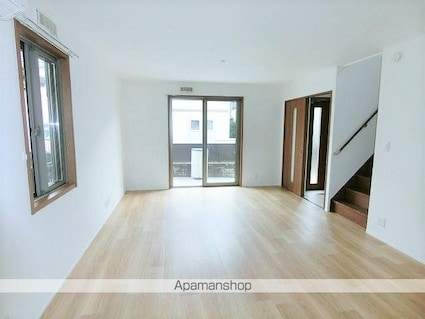 ラテルネ本八幡[3LDK/85.5m2]のリビング・居間1