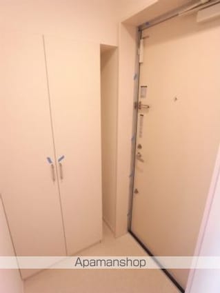 東京都足立区扇２丁目[1LDK/43.26m2]の玄関