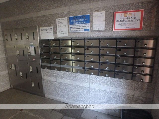 ピュアコート花・川口の玄関写真