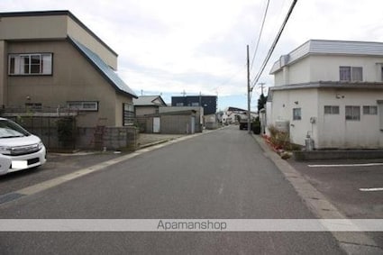 メゾンウエスト[2K/40.65m2]の周辺2