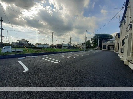 サン・シエル　Ⅰ[2LDK/59.55m2]の駐車場