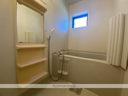 パークハウスＫ　Ｂ棟[2LDK/53.48m2]のバス