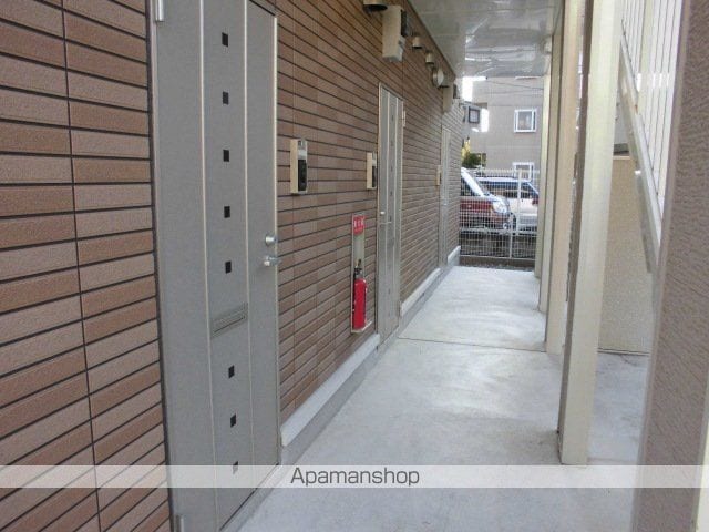 セレノ城南Aの玄関写真
