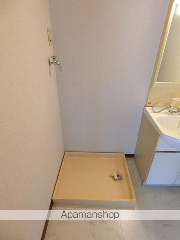 LIMPIA垂木の内装写真