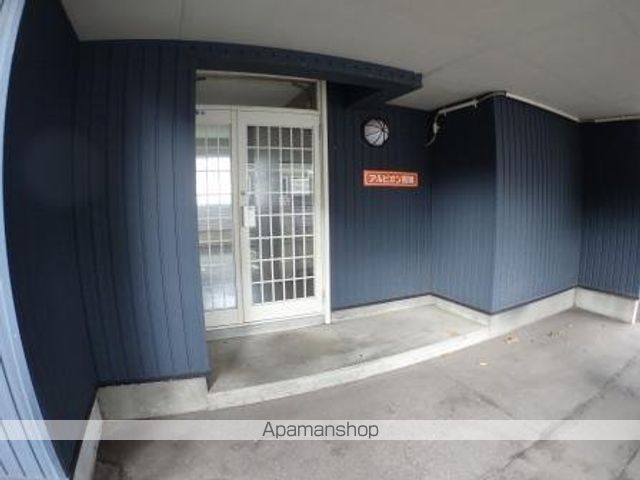 アルビオン長潟の玄関写真
