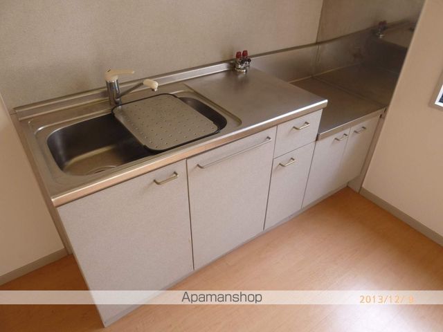 シャトレ岡田IIの内装写真