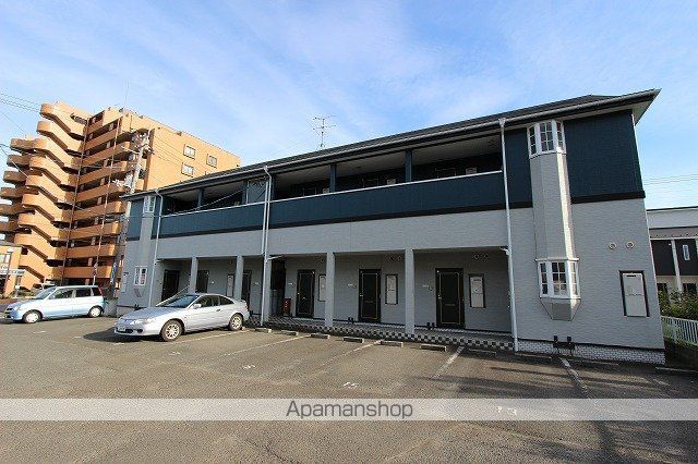 ホワイトキャッスル蒲町ビレジB棟の外観写真