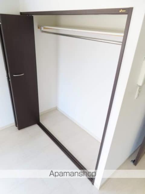 ルクレ池袋[1R/31.2m2]の収納