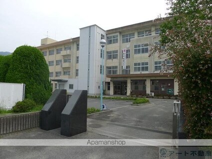 ハーモニー１６　Ａ棟[2LDK/52.35m2]の周辺7