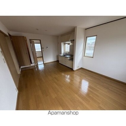 ＴフラットＢ[2LDK/55.66m2]のリビング・居間3