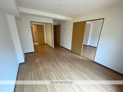 エルロード住吉７号館[2LDK/61m2]のリビング・居間2