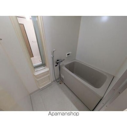 愛知県尾張旭市旭前町２丁目[3LDK/65.54m2]のバス