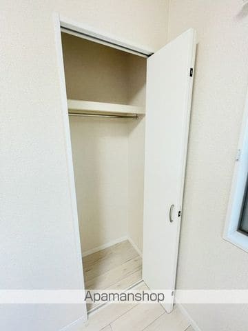 CORUJAの内装写真