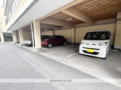 岡山県倉敷市稲荷町[1K/23m2]の駐車場