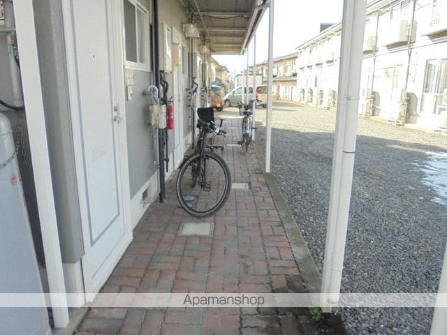フレグランスWEST A・Bの玄関写真