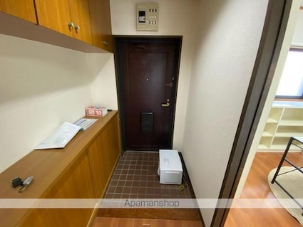 ノースポイントハイツ[2SDK/52.85m2]の玄関