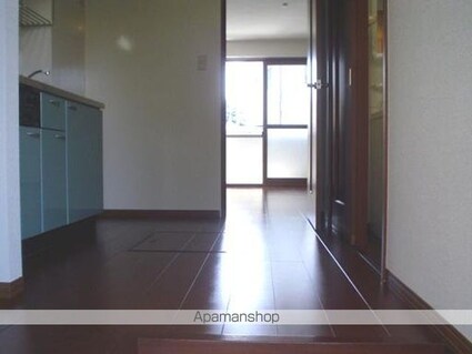 ハイツクラール[1K/30m2]の外観2