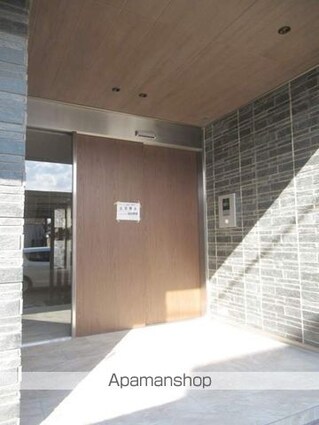 和歌山県和歌山市柳丁[1LDK/47.43m2]のエントランス1
