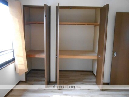 ディアスイースト[2DK/42.78m2]の収納