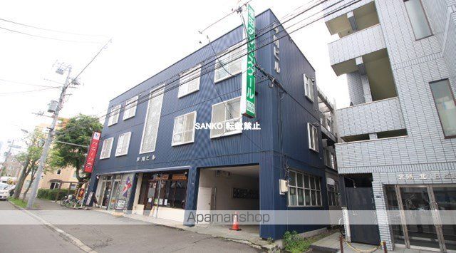 坪川ビルの外観写真