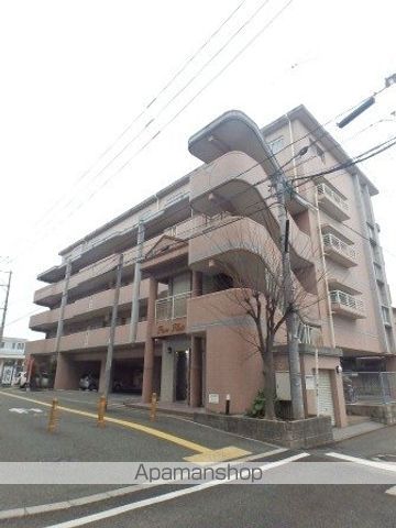 PURE FLATSの外観写真