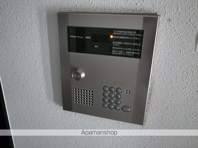 サザンクロス福住の玄関写真