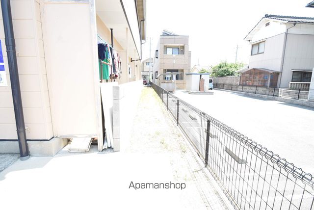 ロジュマンAの玄関写真