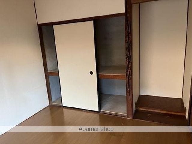 土屋貸家の内装写真