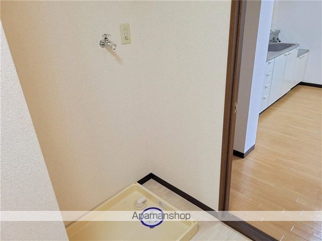 ハイツ麹屋 Iの内装写真