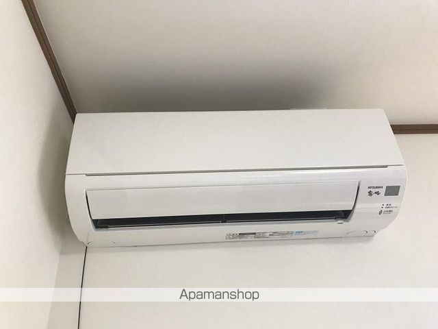 クローバーKENの内装写真