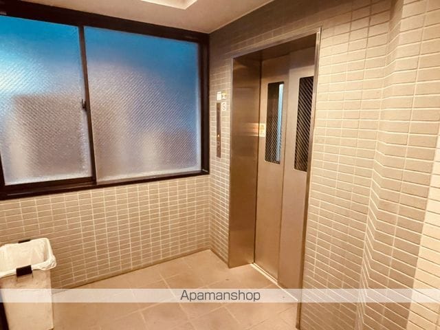 コンフォート吉祥寺の玄関写真