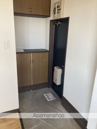 ライフレジデンス[2LDK/42m2]の玄関