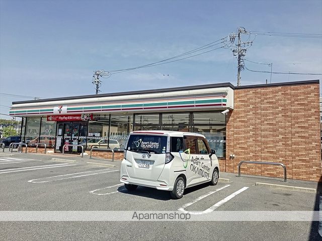 HOLLY HILLS RESIDENCE EASTの周辺写真
