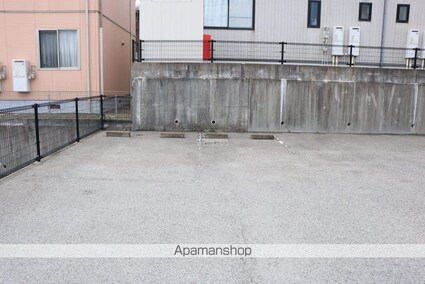 ブルーエンジェル[1LDK/44.71m2]の駐車場