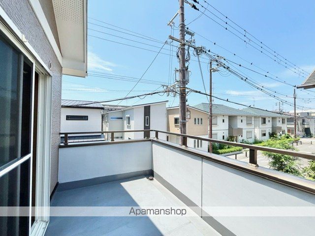 築地メゾネットの内装写真