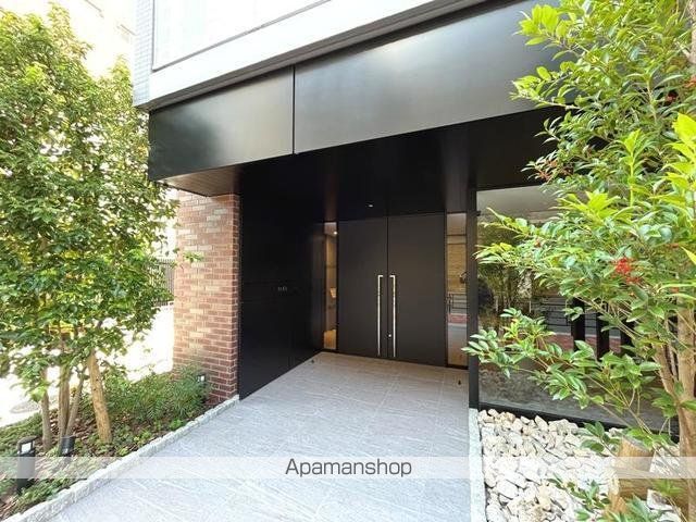 パークアクシス上野EASTの玄関写真