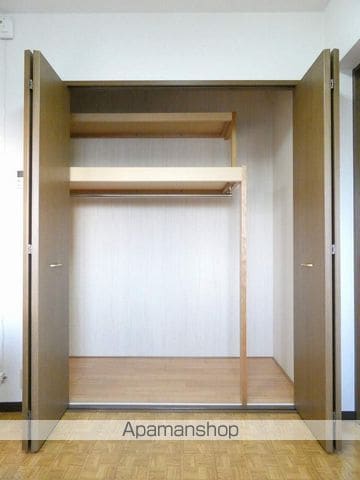 クレアトゥールIの内装写真