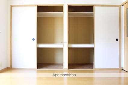 ヴォーヌングヒラハラ[2DK/48.86m2]の収納