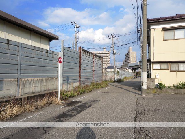 ロベール新和の周辺写真