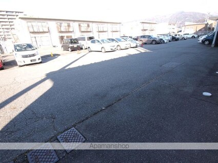 ハイムサンライズ　Ａ棟[1K/26.4m2]の駐車場