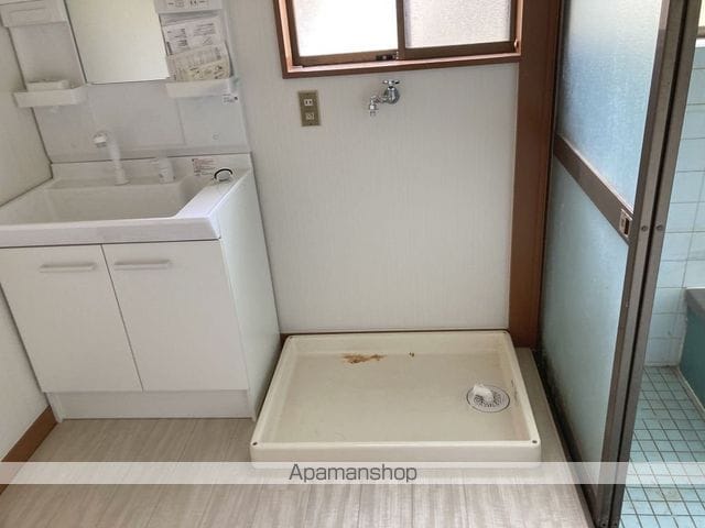 ＪＲ常磐線 泉駅 バス乗車時間：15分 最寄りバス停で下車 徒歩7分 2階建 築38年の内装写真