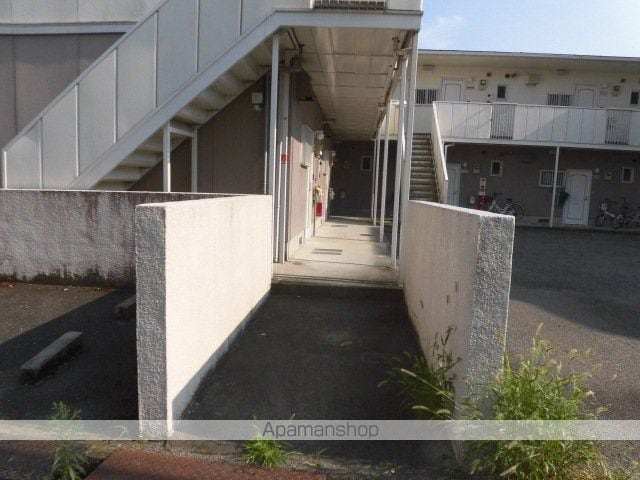 宮之川原サンハイツの玄関写真