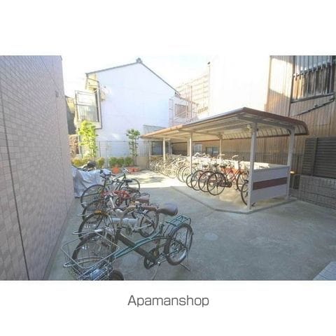 BASIC 2000の内装写真