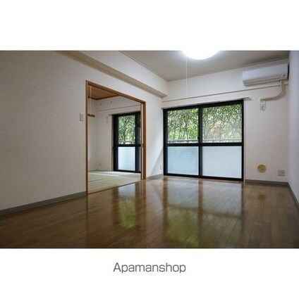 ガーデンクレス[2LDK/67.27m2]のリビング・居間1