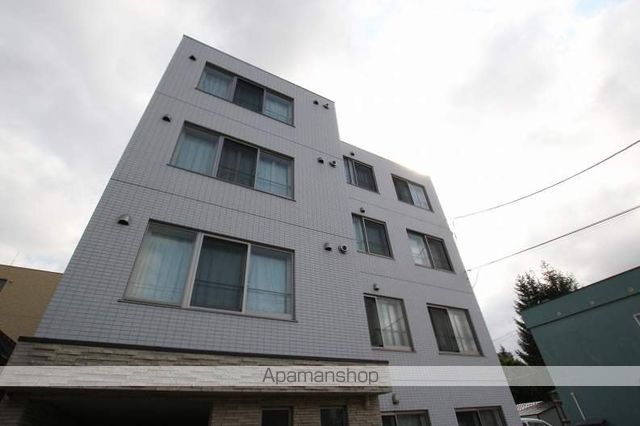 ヴレネージュ平岸の外観写真
